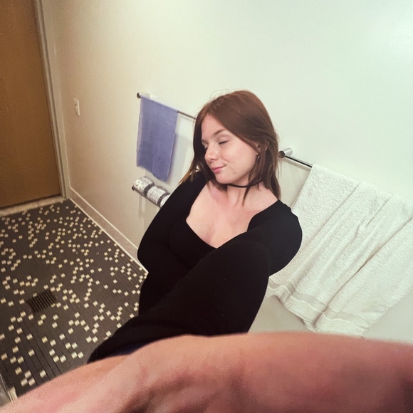 Meet your Posher, Sophia - Picture 1 of 1